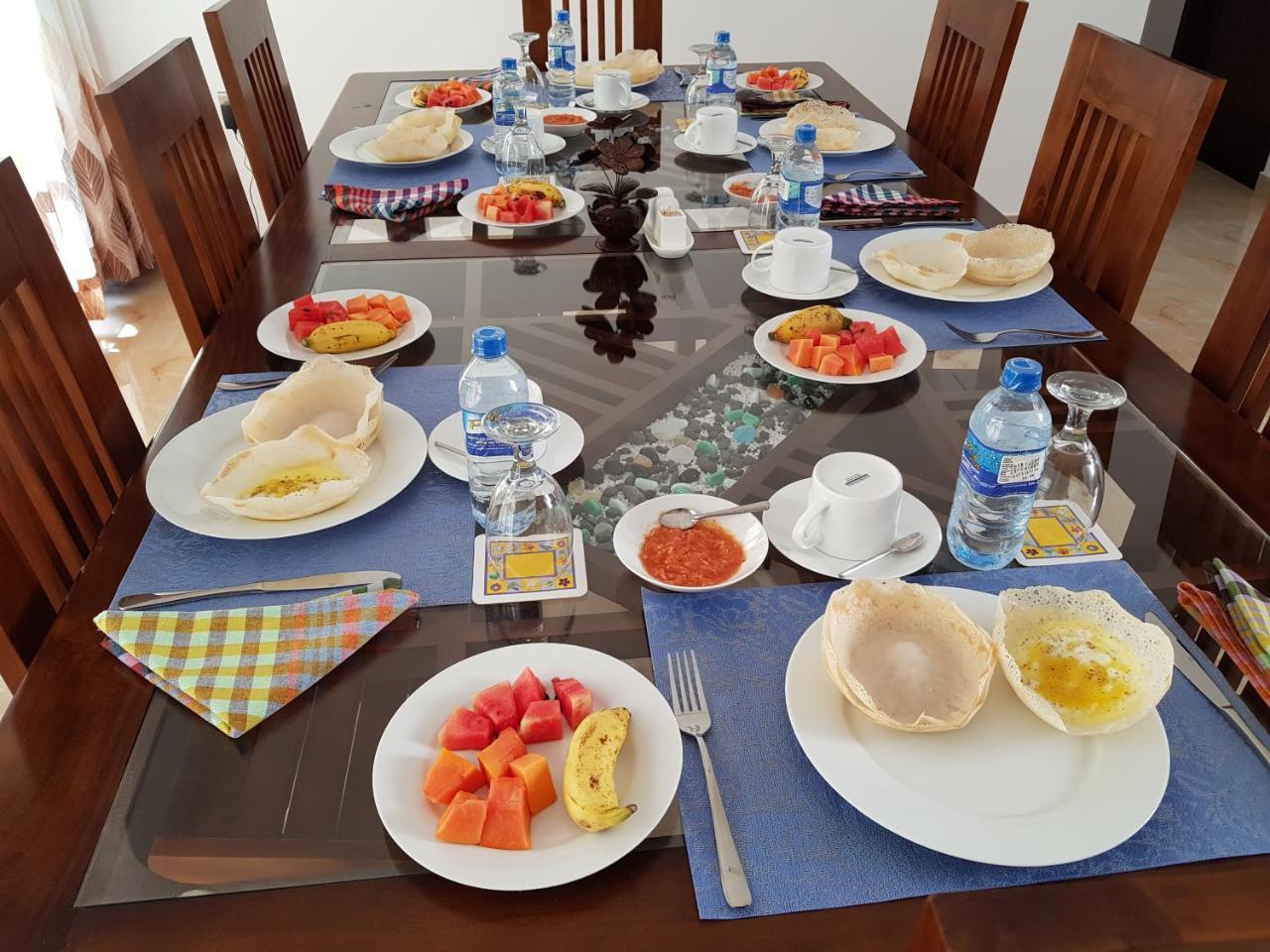 My Whales Guest House Banduramulla Extérieur photo