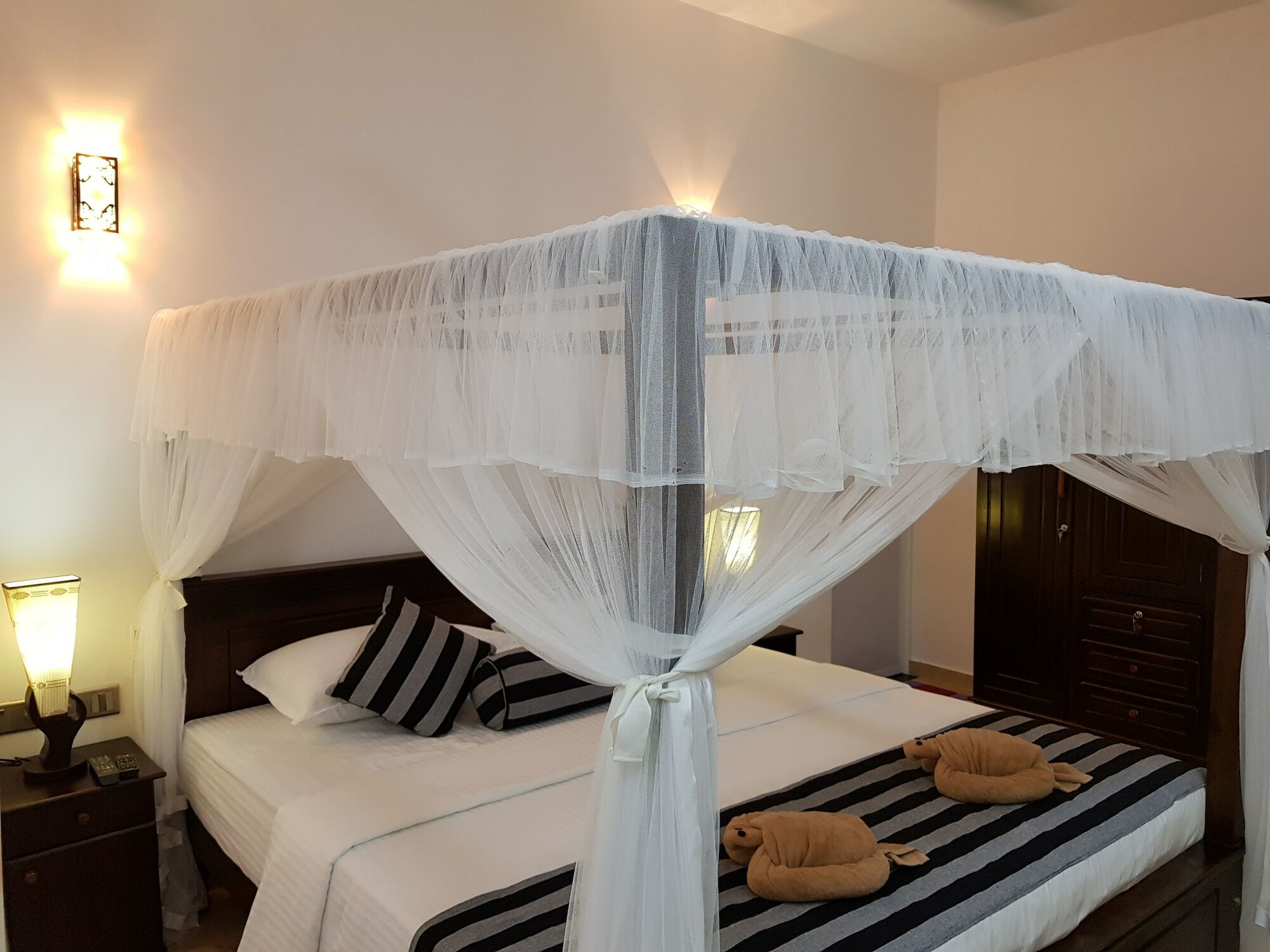 My Whales Guest House Banduramulla Extérieur photo